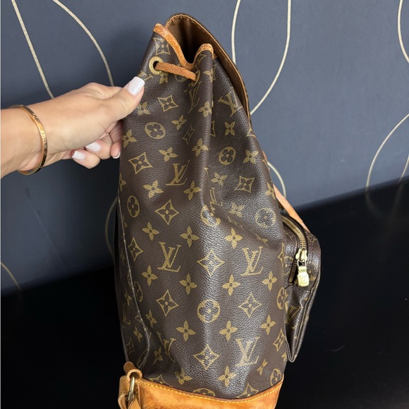 Authentic Louis Vuitton montsouris GM backpack monogram discontinued - Picture 6 of 13